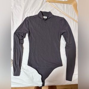 Aritzia Contour Bodysuit